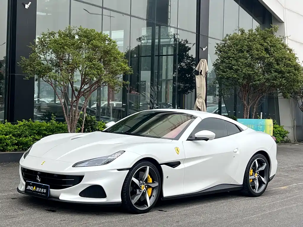 Ferrari Portofino 2021 — фото 15
