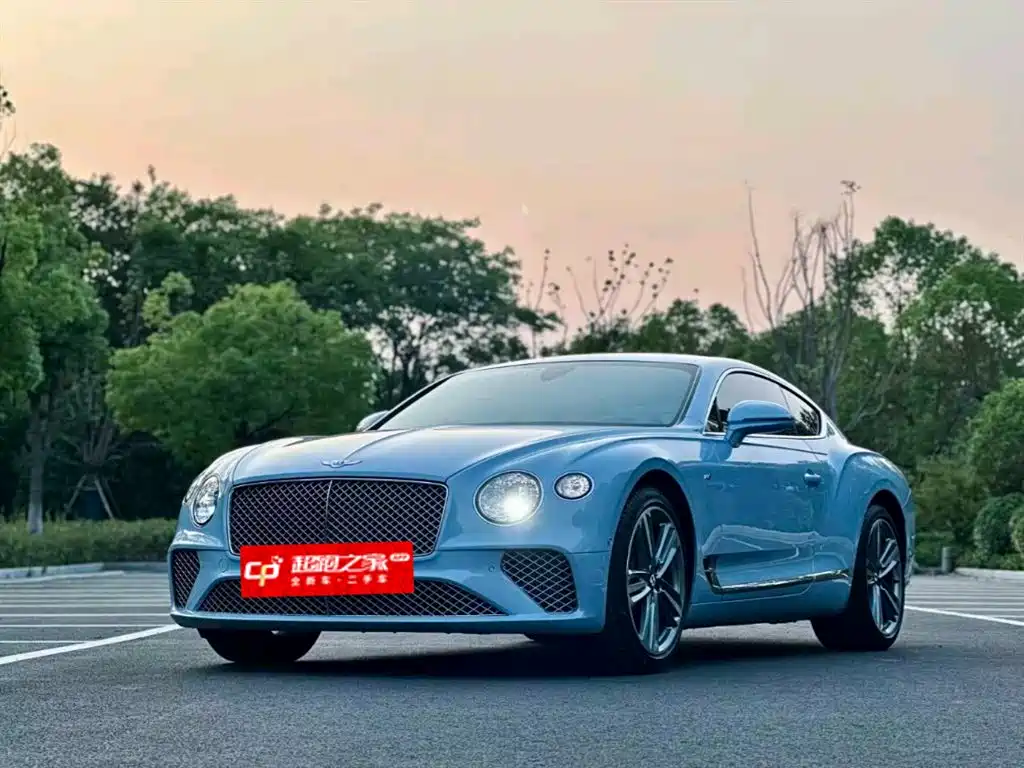 Bentley Continental 2021
