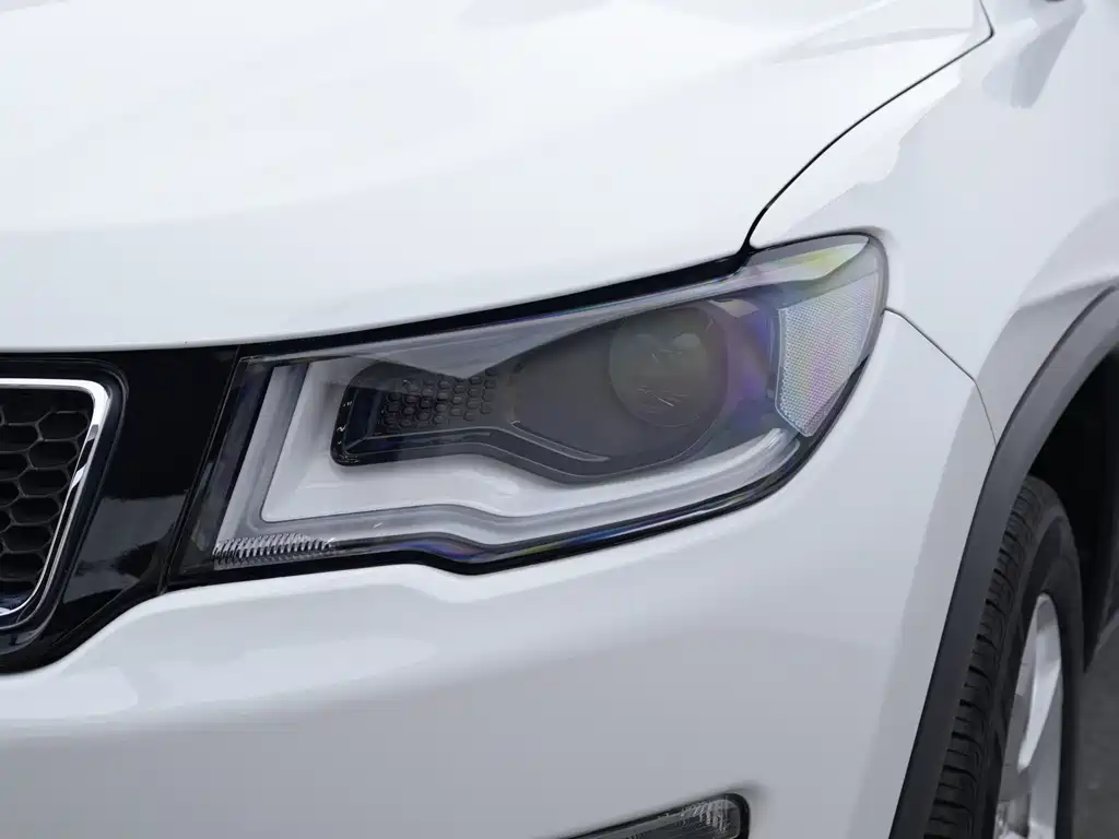 Jeep Compass 2021 — фото 20