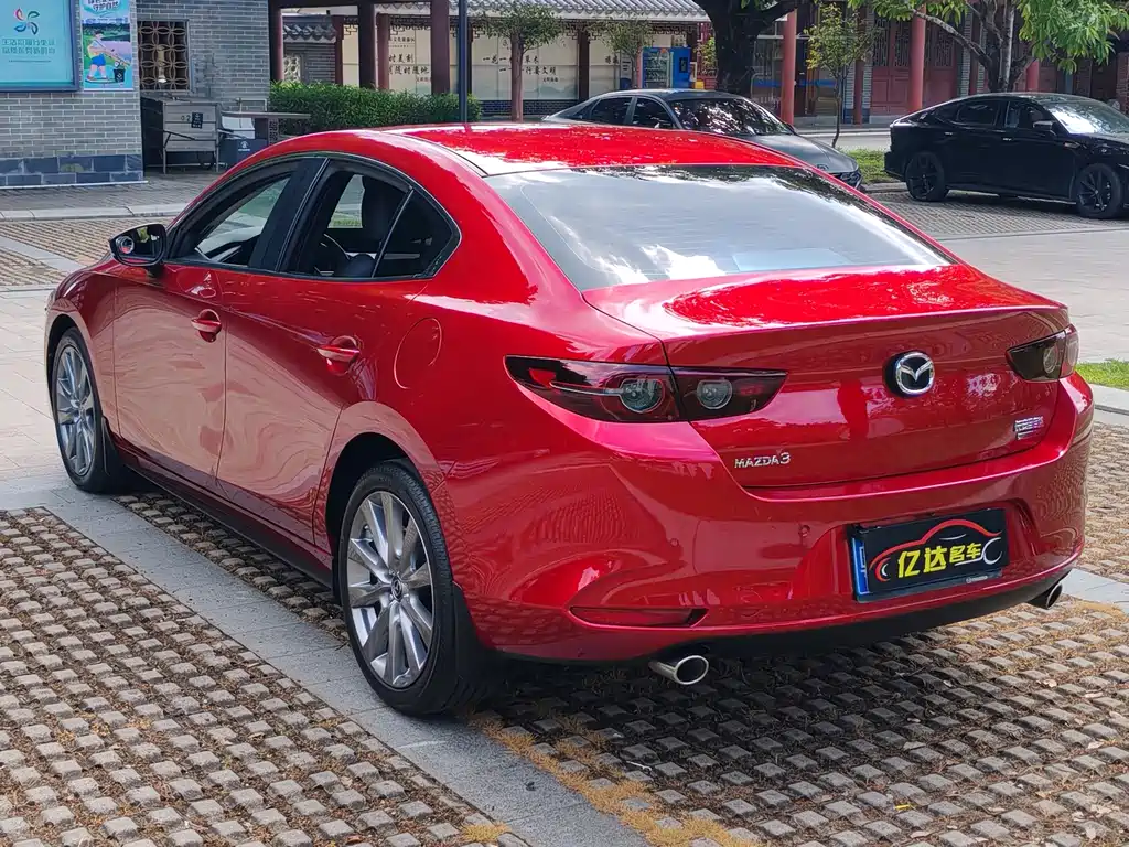 Mazda 3 Axela 2025 — фото 27