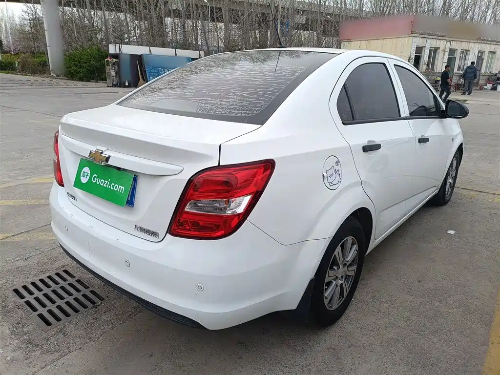 Chevrolet Aveo 2015 — фото 7