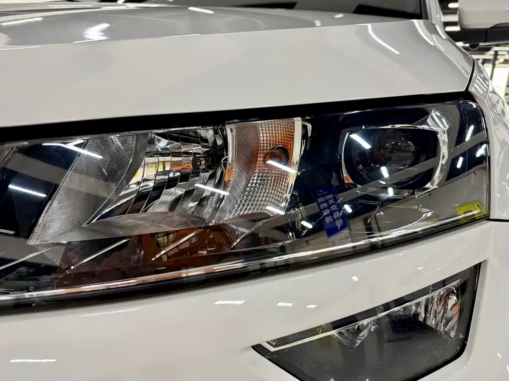Skoda Karoq 2023 — фото 17