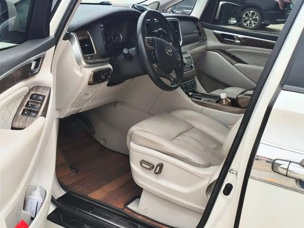 GAC Motor Trumpchi M8 2019 — фото 2