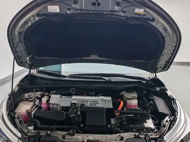 Toyota Corolla Hybrid 2022 — фото 20