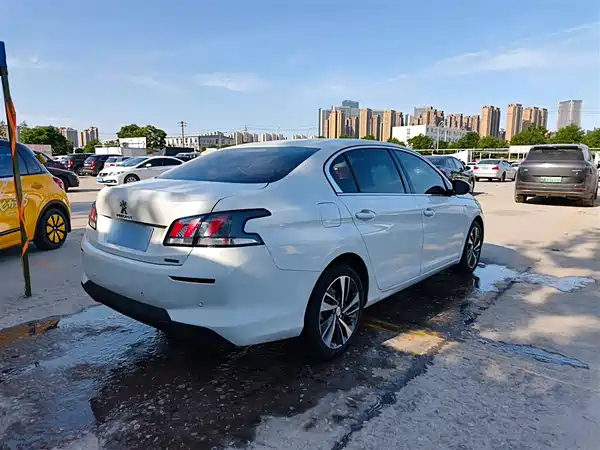 Peugeot 408 2019