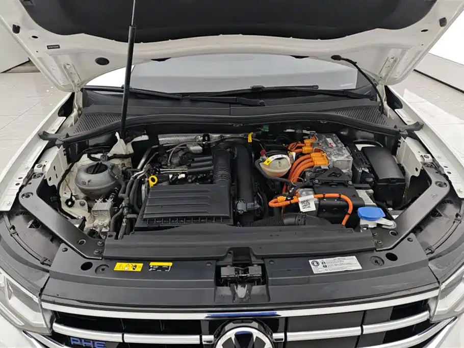 Volkswagen Tiguan L PHEV 2022 — фото 10