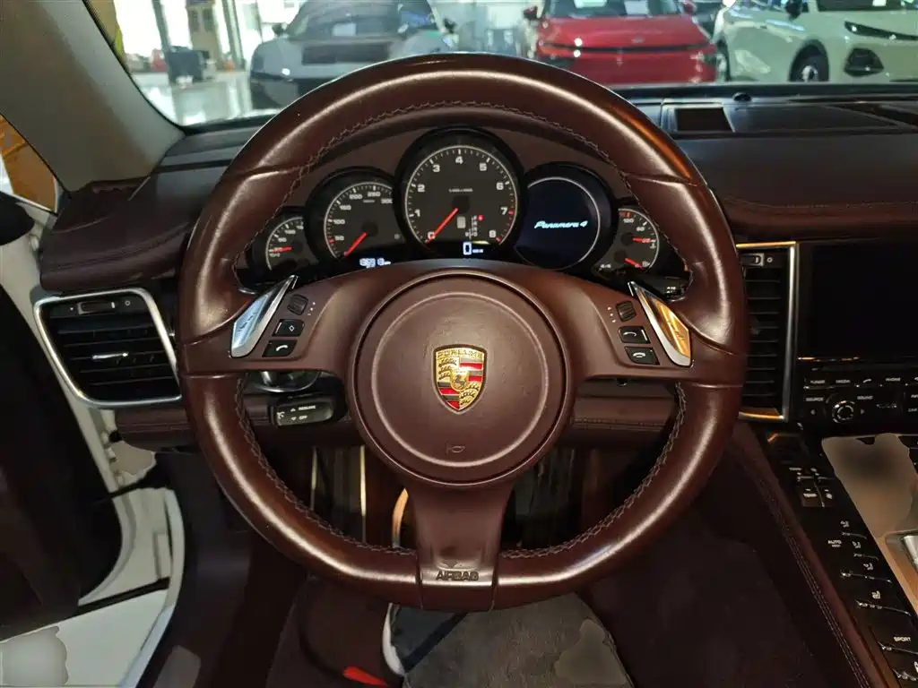Porsche Panamera 2015 — фото 7
