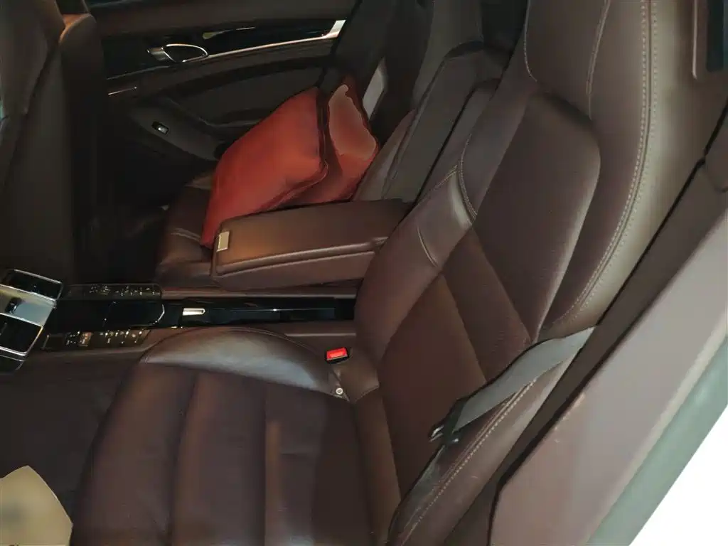 Porsche Panamera 2015 — фото 13