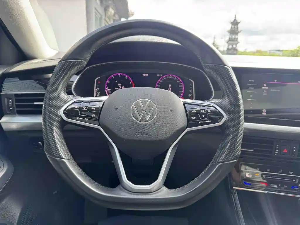 Volkswagen Passat 2023 — фото 14