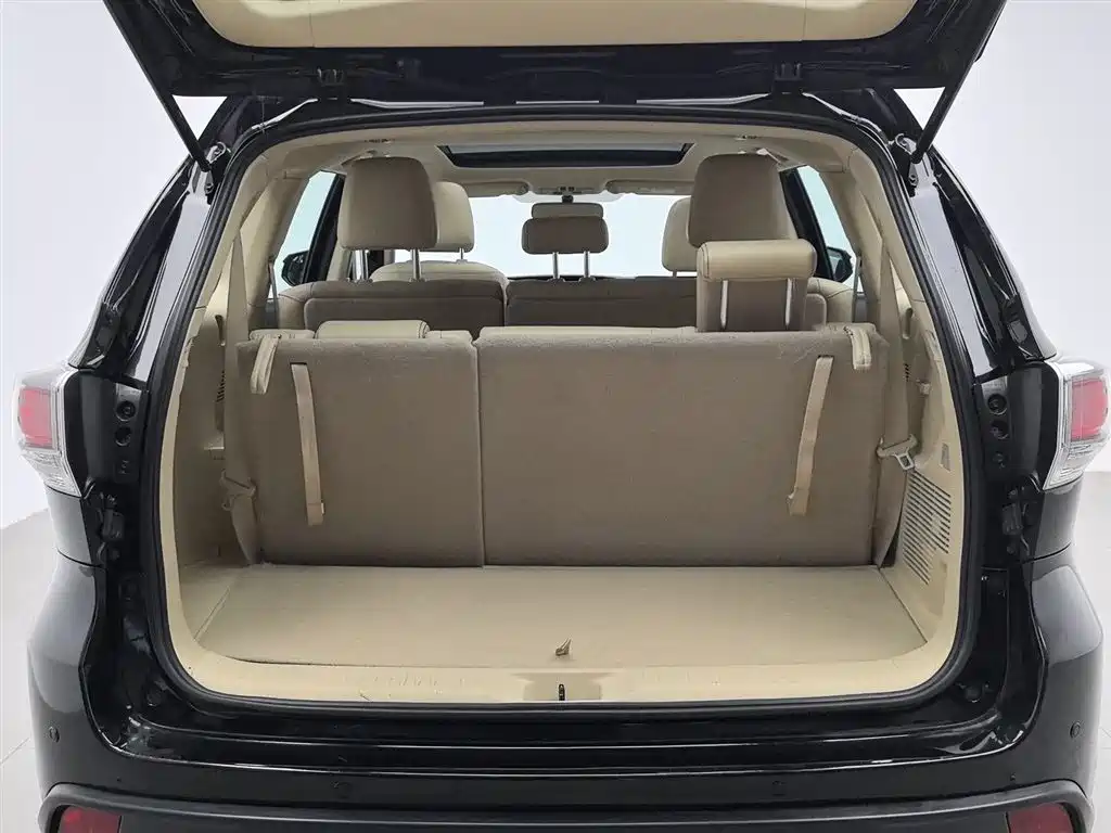 Toyota Highlander 2016 — фото 16