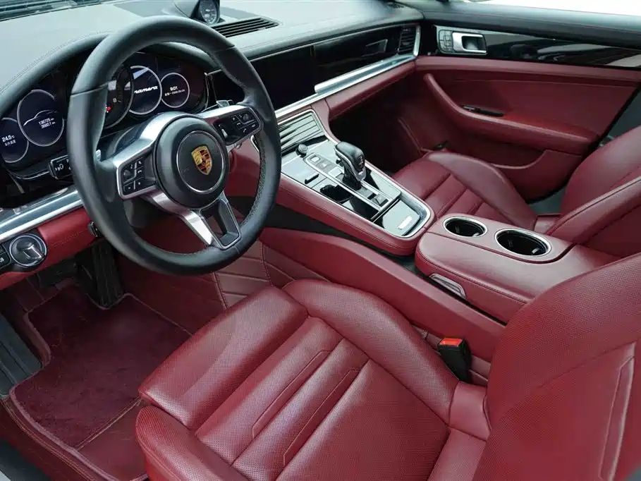 Porsche Panamera 2019 — фото 2