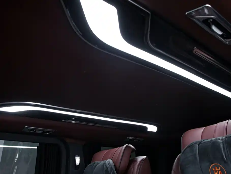Toyota Hiace 2025 — фото 10