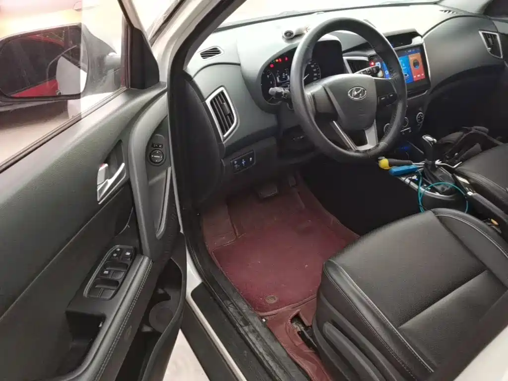 Hyundai ix25 2016 — фото 16