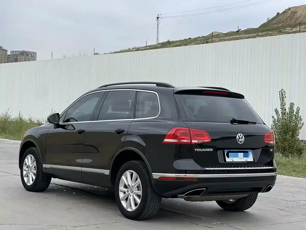 Volkswagen Touareg 2016 — фото 9