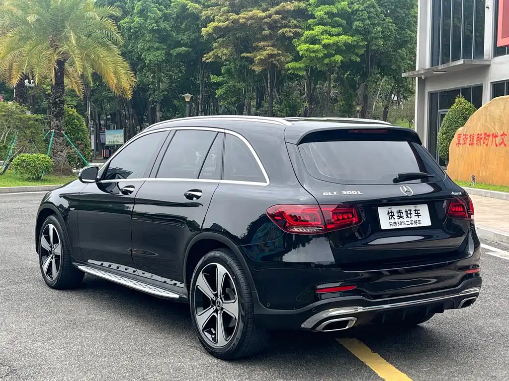 Mercedes-Benz GLC 2022 — фото 17