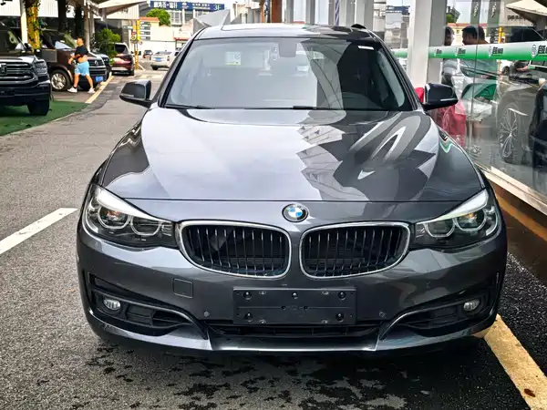 BMW 3 Series GT 2019
