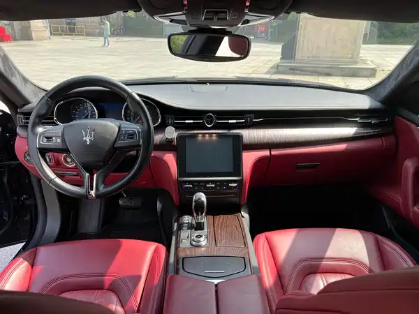 Maserati Quattroporte 2018