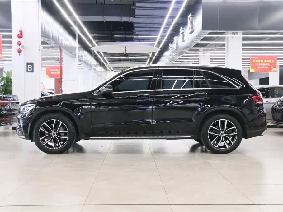 Mercedes-Benz GLC 2021 — фото 3