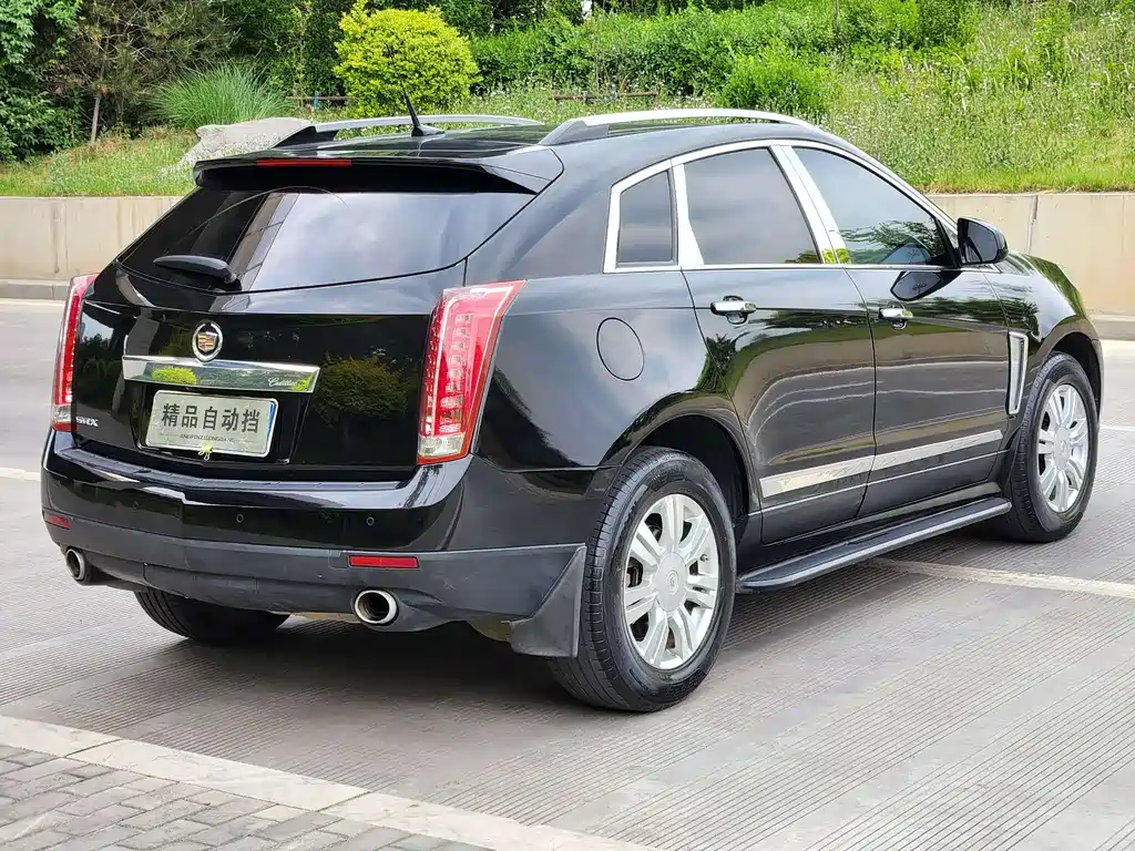 Cadillac SRX 2012 — фото 5