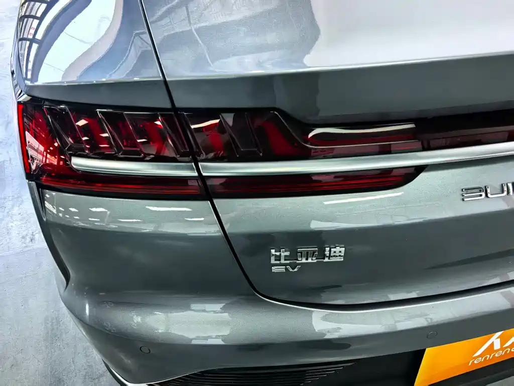 BYD Han 2021 — фото 18