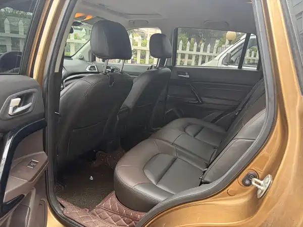 GAC Trumpchi GS4 2016