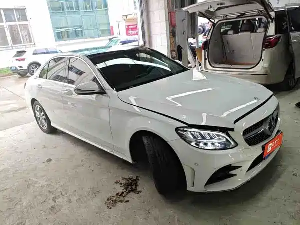 Mercedes-Benz C-Class 2020