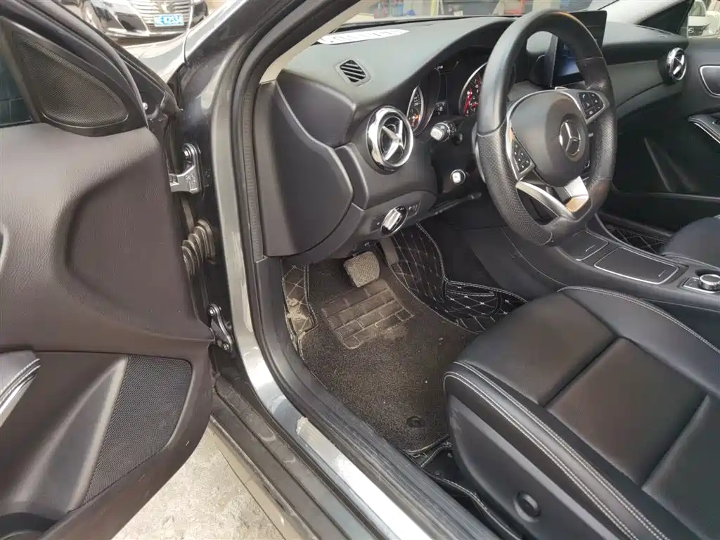 Mercedes-Benz GLA 2019 — фото 16