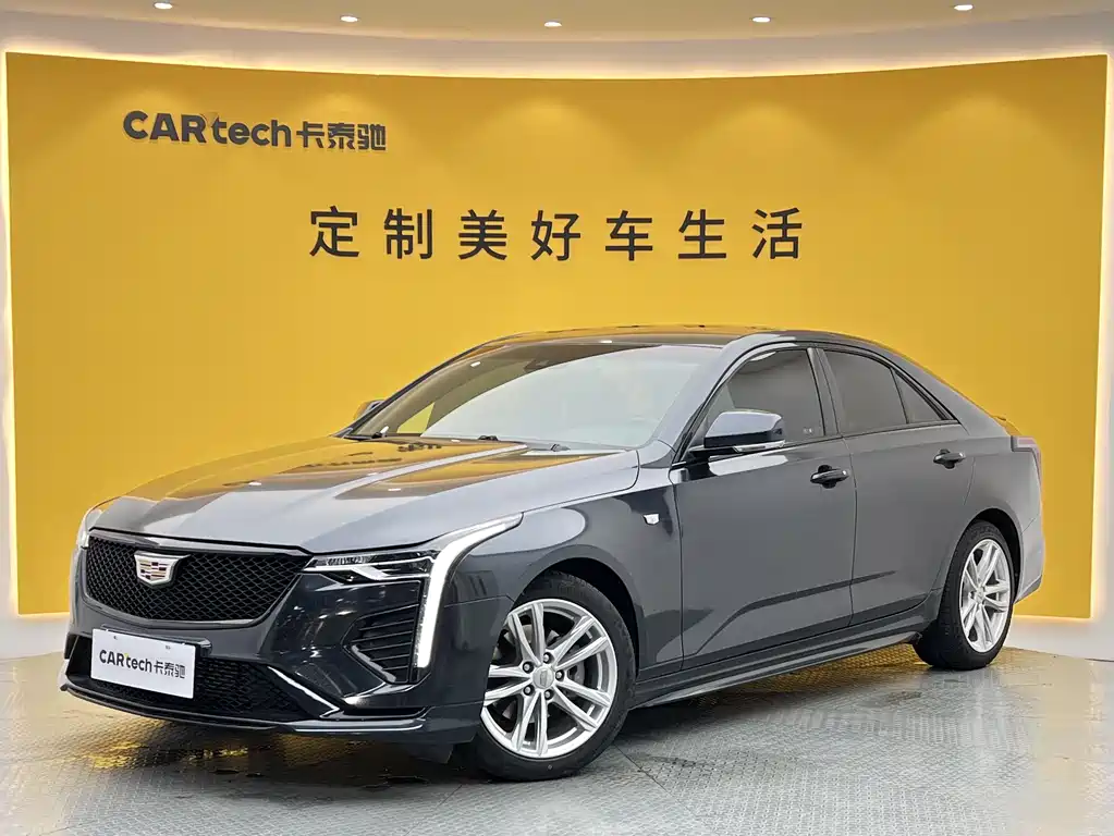 Cadillac CT4 2023 — фото 1