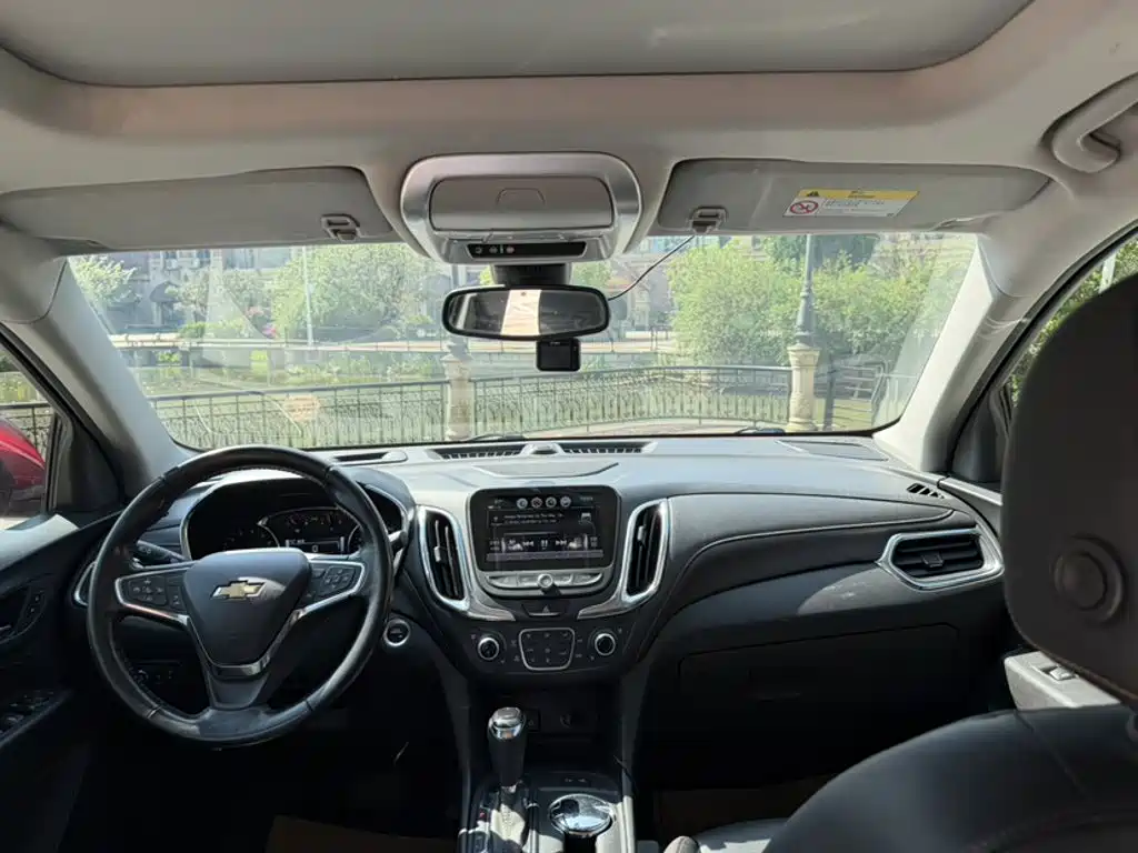 Chevrolet Equinox 2017 — фото 17