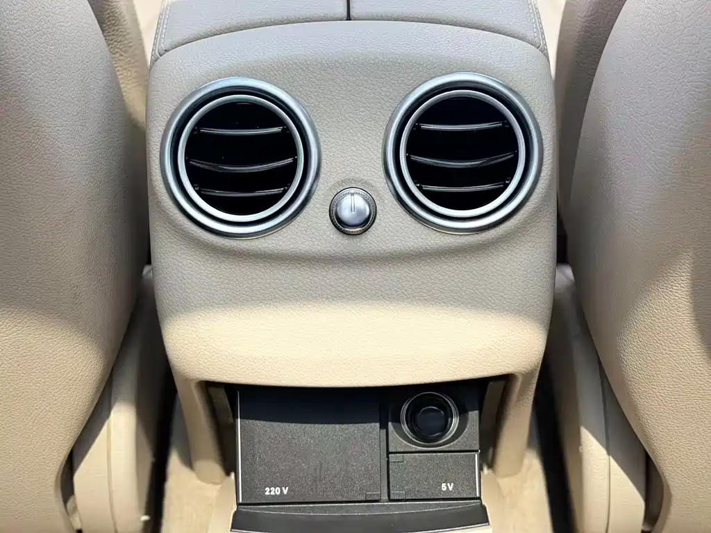 Mercedes-Benz C-Class 2015 — фото 21