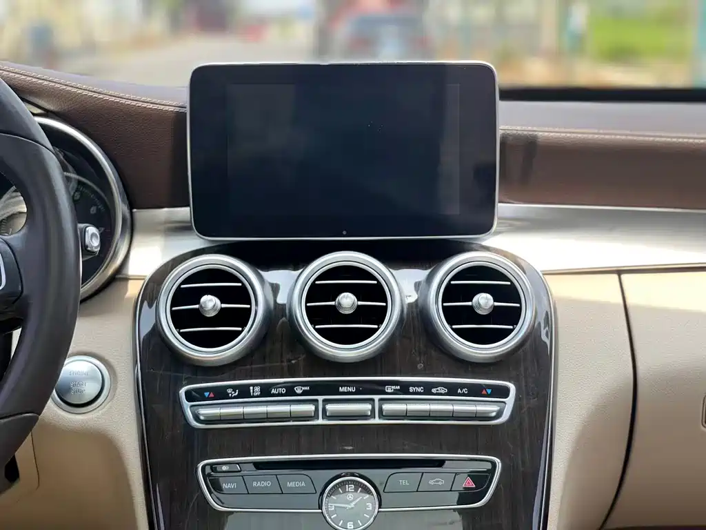 Mercedes-Benz C-Class 2015 — фото 23