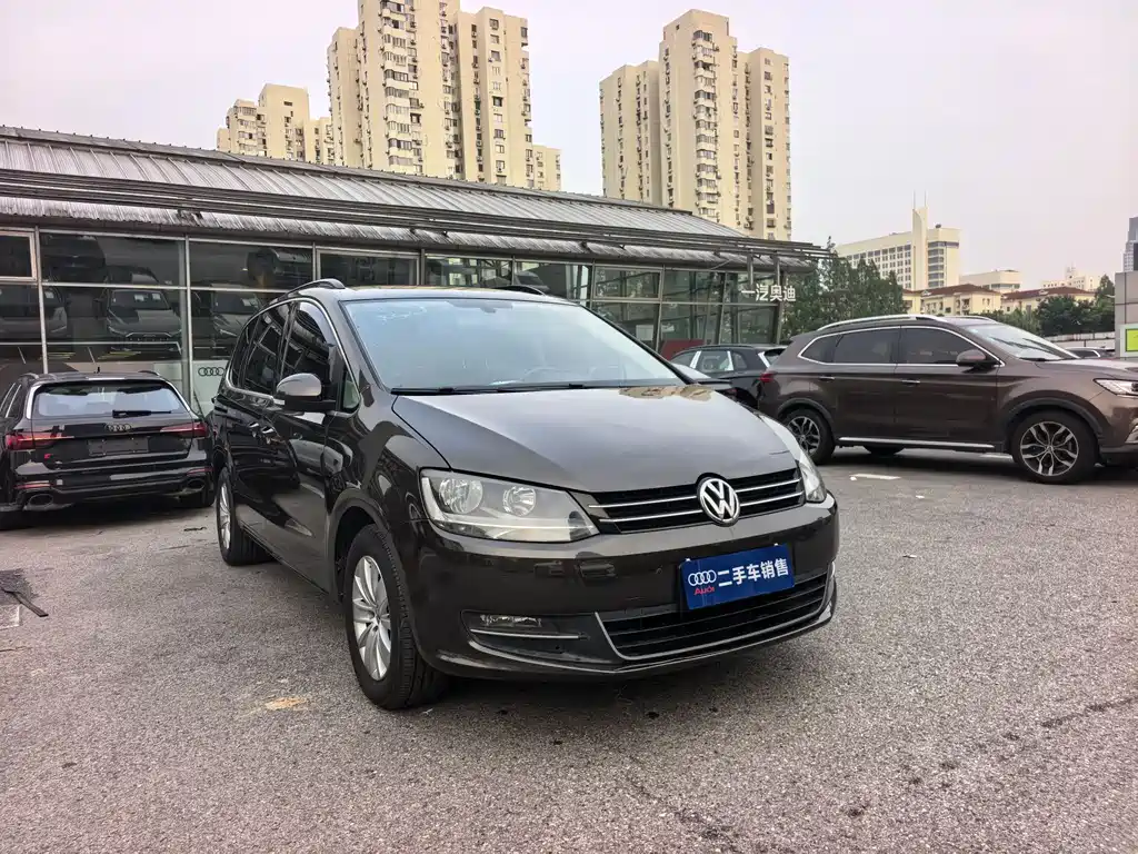 Volkswagen Sharan 2016 — фото 3