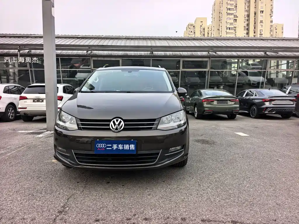 Volkswagen Sharan 2016 — фото 2