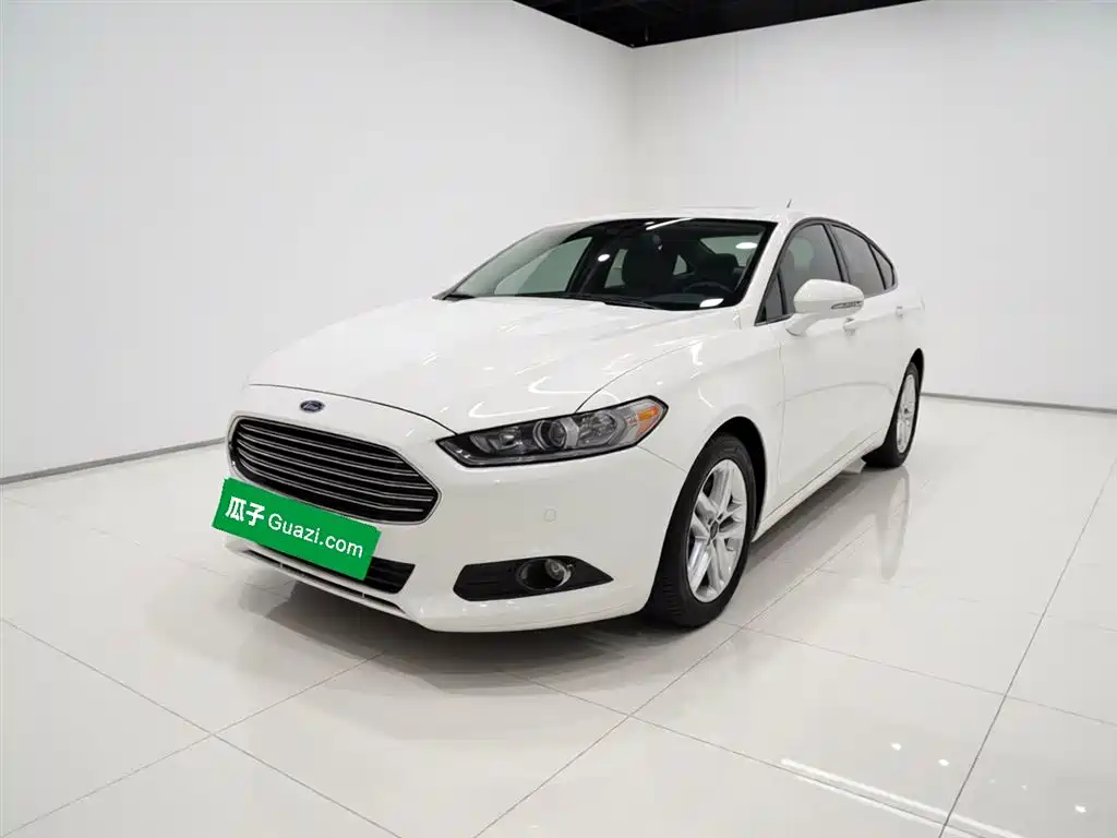 Ford Mondeo 2014 — фото 2