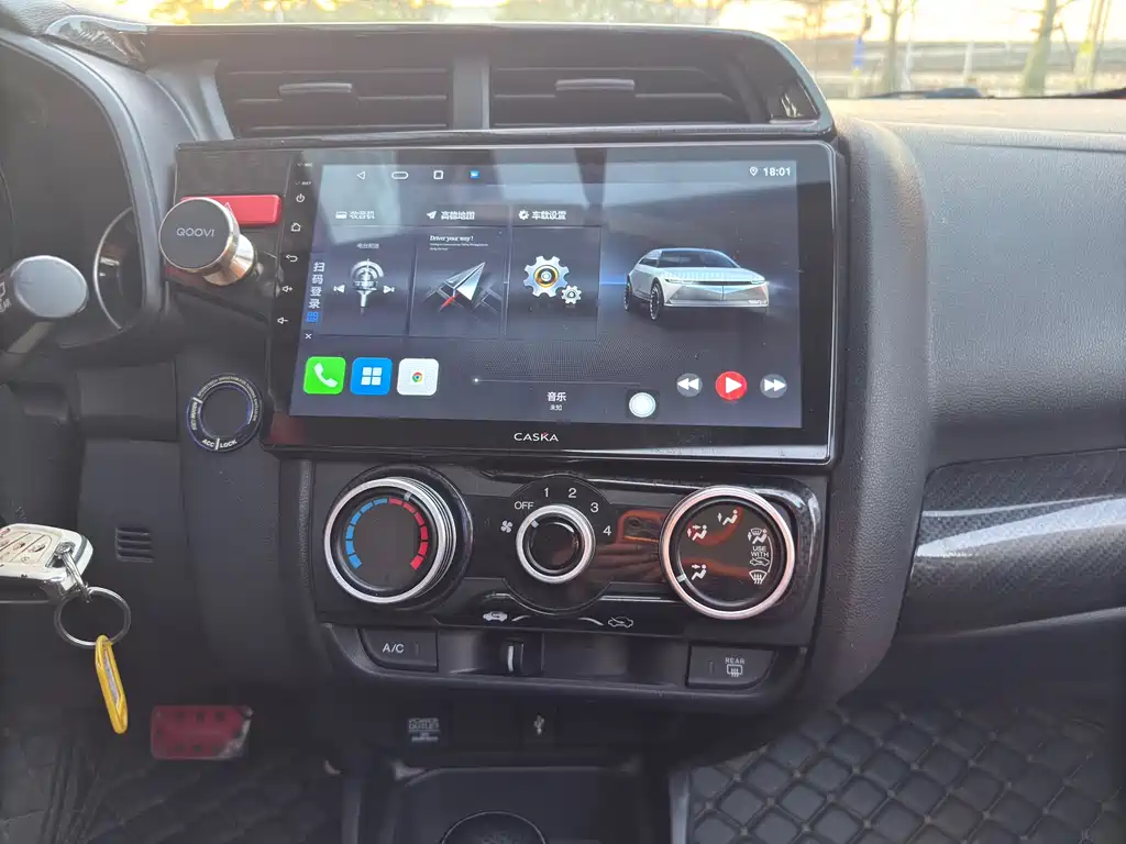 Honda Fit 2017 — фото 13