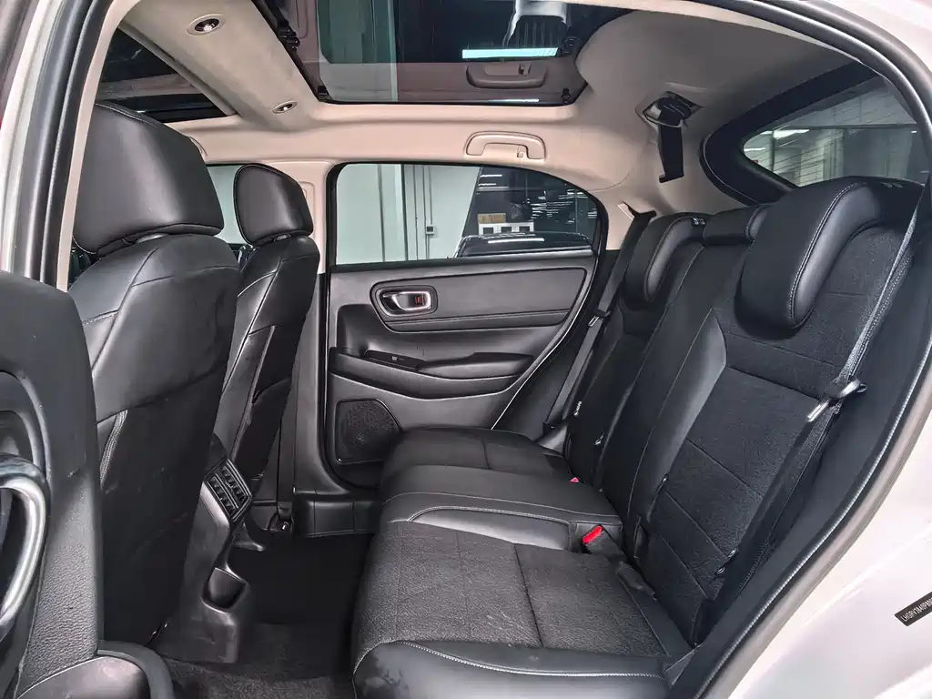 Honda Vezel 2023 — фото 10