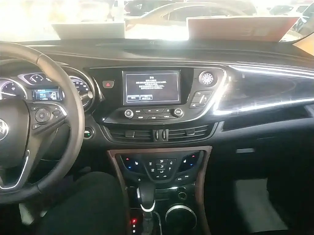 Buick Envision Plus 2019 — фото 10