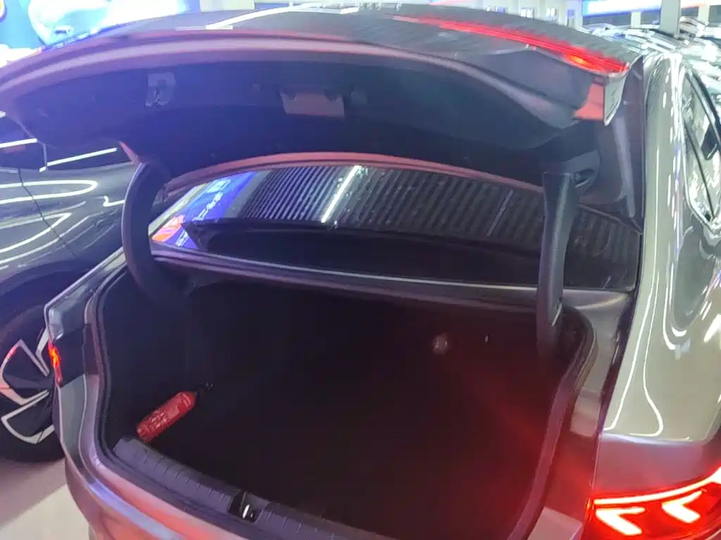 BYD Qin PLUS 2022 — фото 19