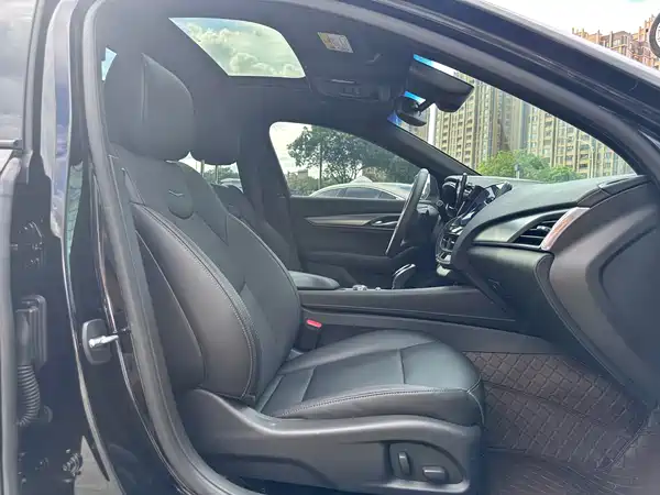 Cadillac CT5 2023