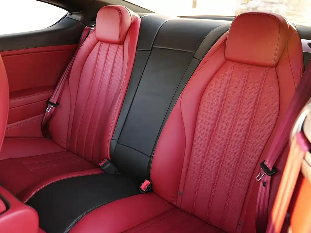 Bentley Continental 2015 — фото 12