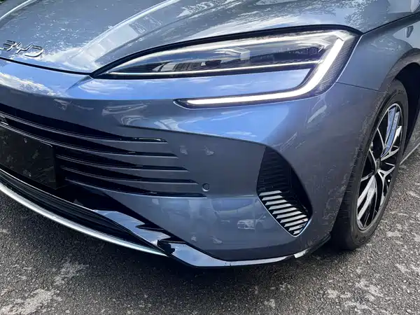 BYD Seal 07 DM-i 2025