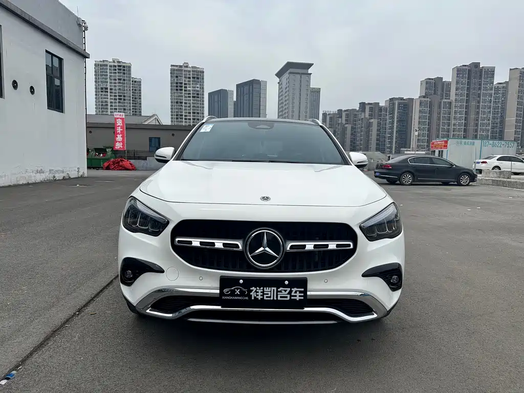 Mercedes-Benz GLA 2024 — фото 2