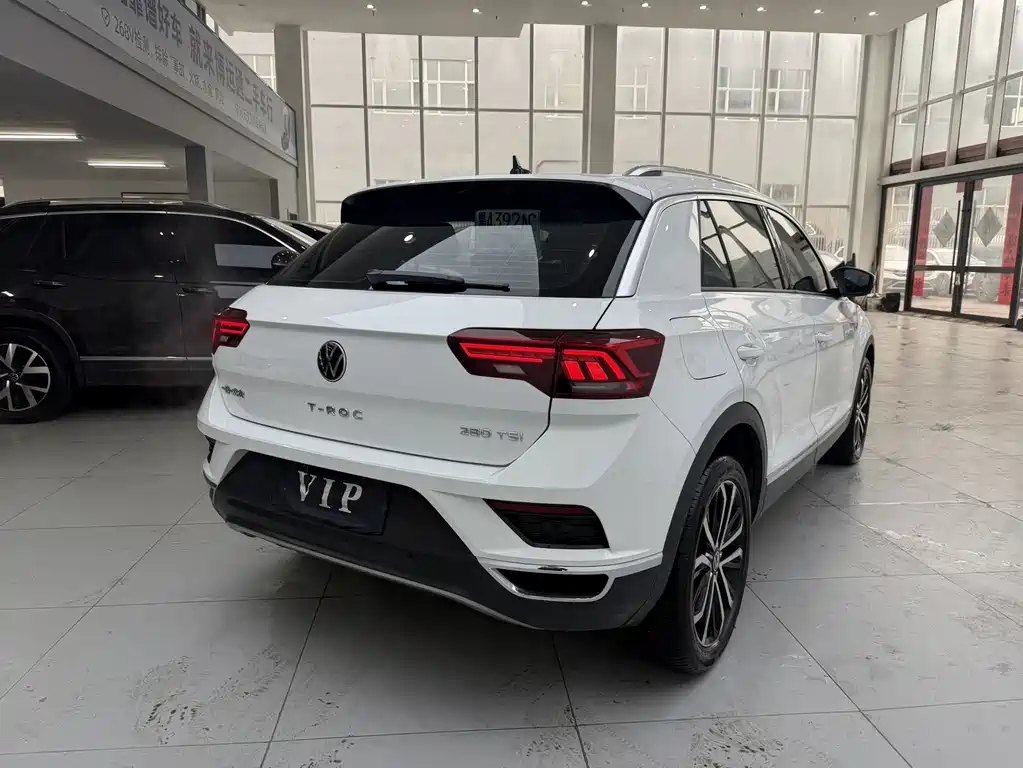 Volkswagen T-Roc 2022 — фото 4