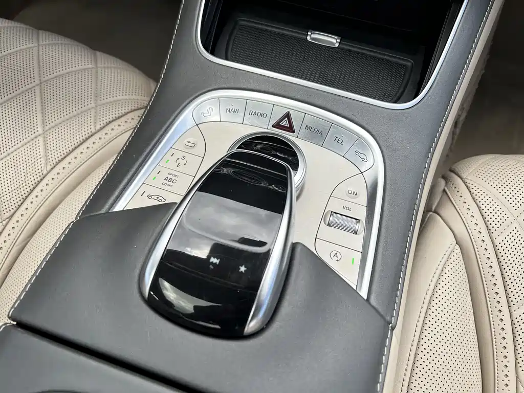 Mercedes-Benz S-Class 2017 — фото 16