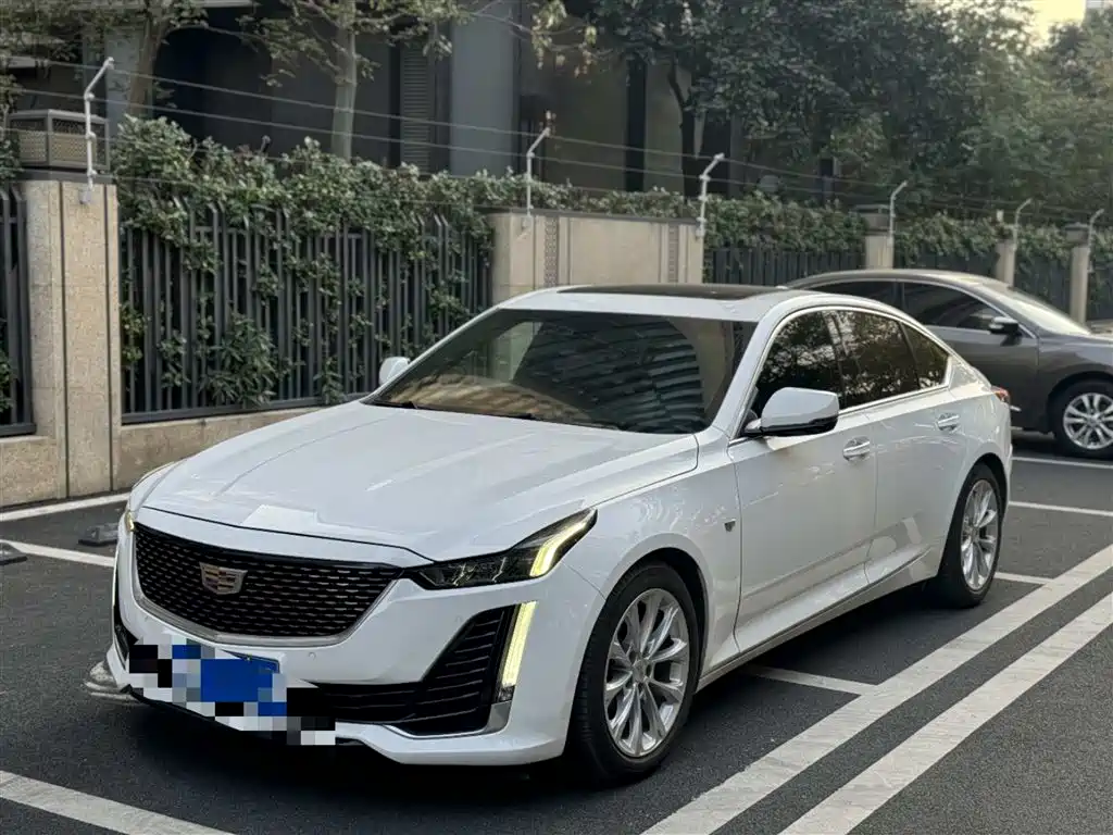 Cadillac CT5 2020 — фото 1