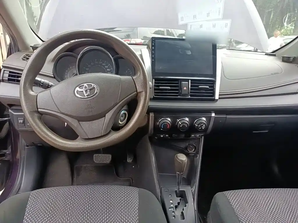 Toyota Vios 2014 — фото 6