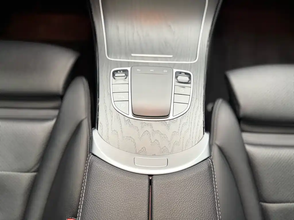 Mercedes-Benz C-Class 2020 — фото 20