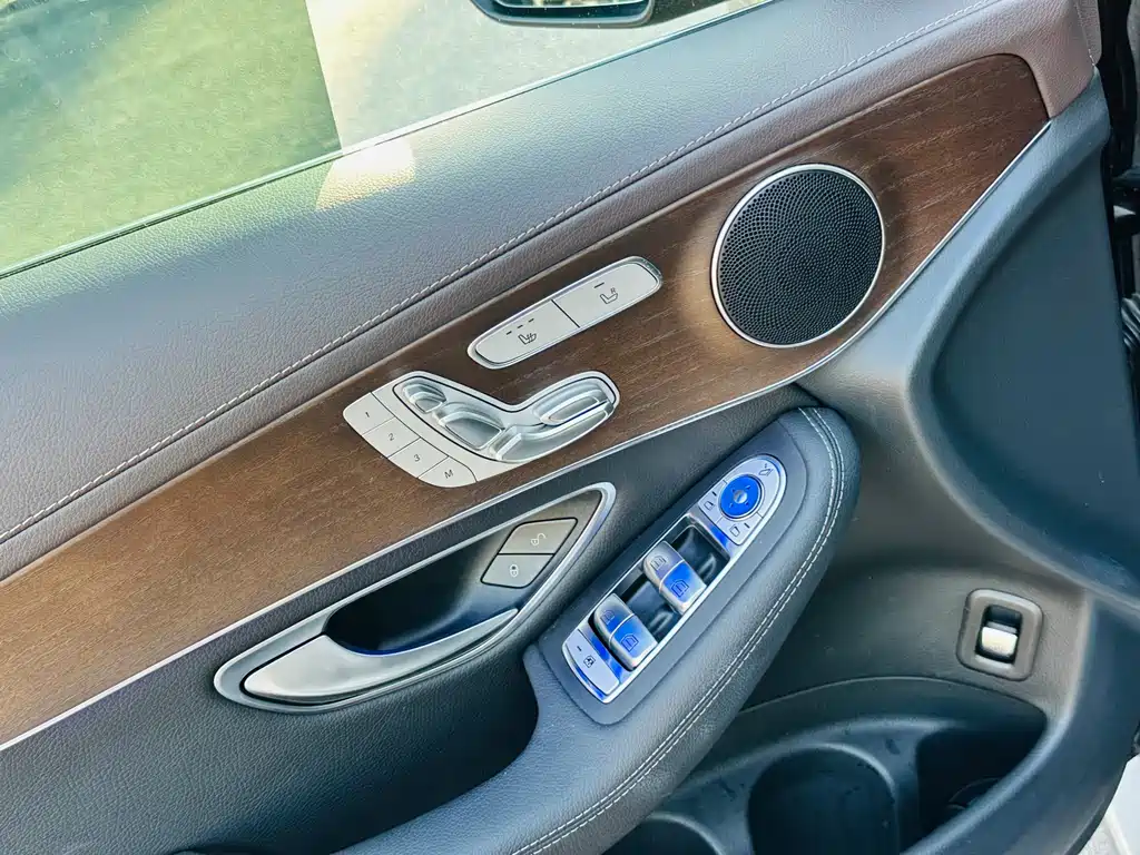 Mercedes-Benz GLC 2022 — фото 10