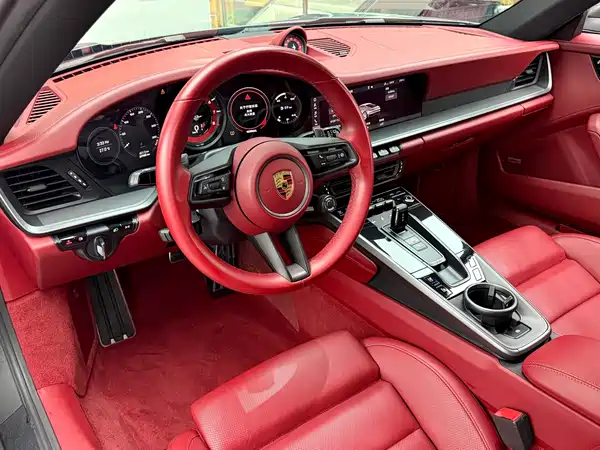 Porsche 911 2020