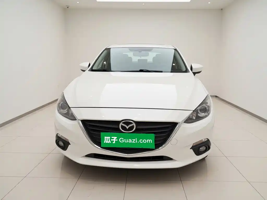 Mazda 3 Axela 2016